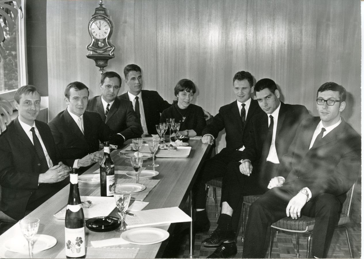 1969